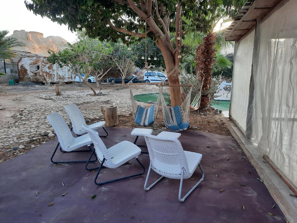 Desert Chilling - סתלבט במדבר Villa Neot HaKikar Buitenkant foto